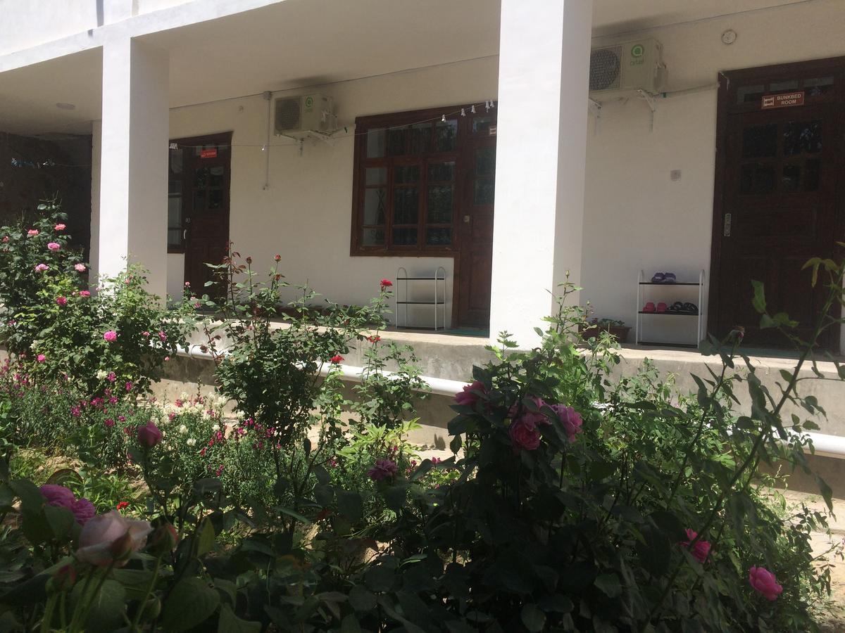 Salom Hostel Panjakent Exterior photo